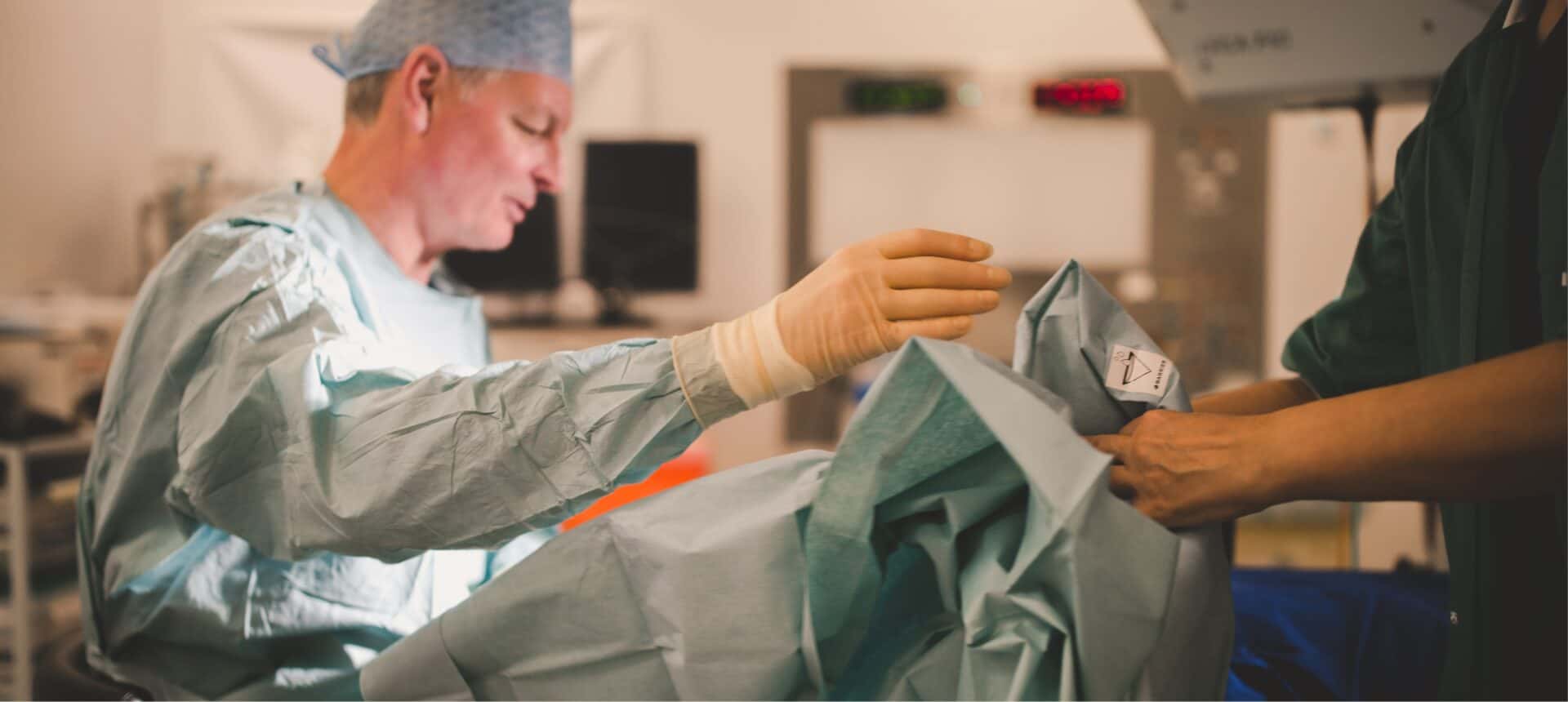 Ophthalmology surgeon Andrew Luff (Andy Luff), performing cataract surgery in an operating room